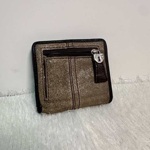 Vintage Fossil Brown Leather Wallet 🗝️ - Picture 2 of 8